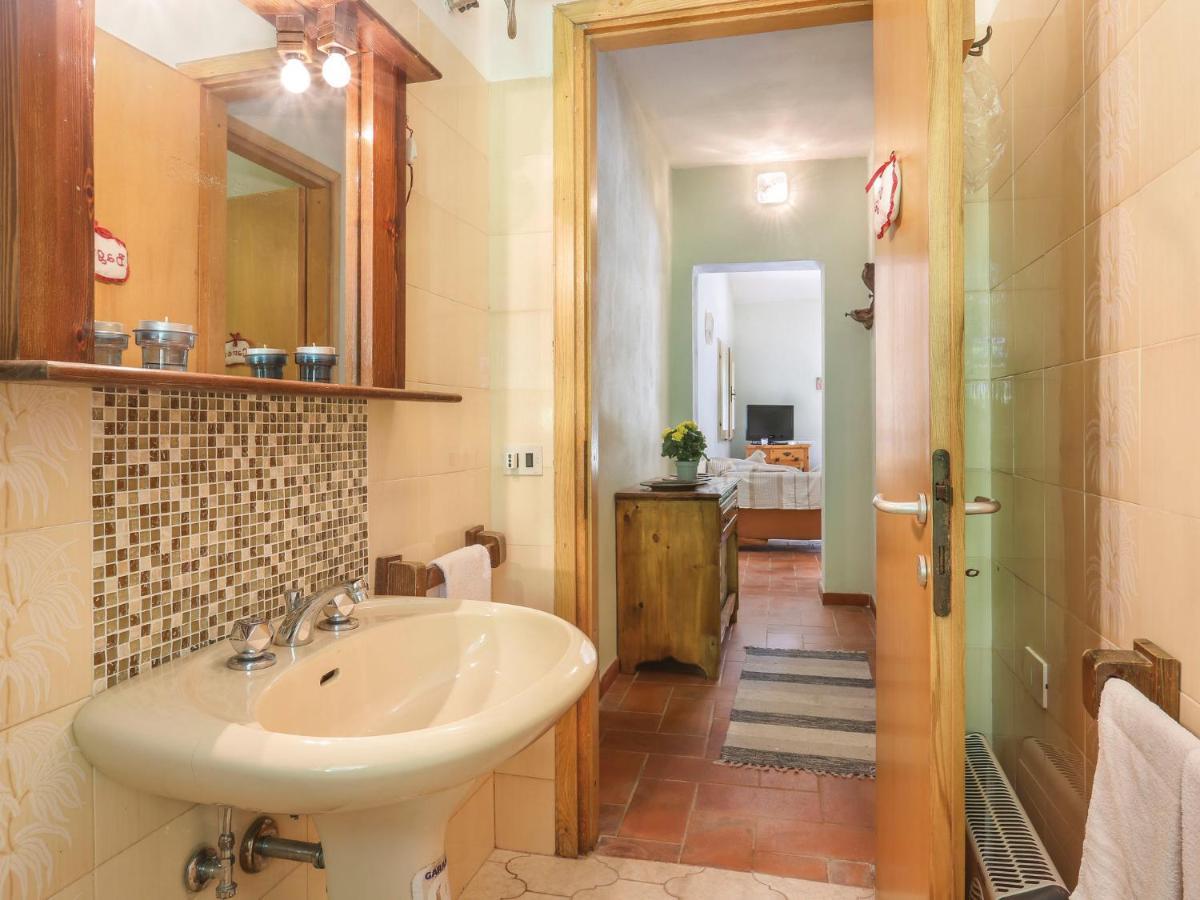 Bahay bakasyunan Al Faggio - Gll120 By Interhome Lucca